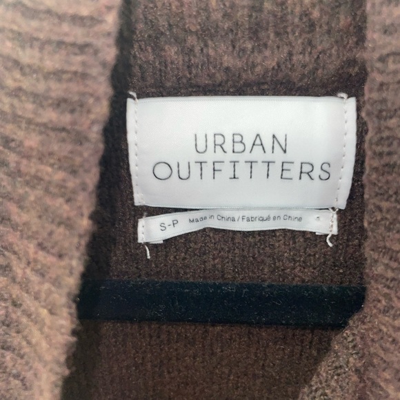 Urban Outfitters Brown Cropped Sweater, size small - Picture 2 of 3